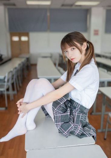色中射